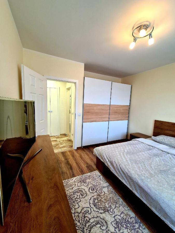 Best Apartment Central Хунедоара Екстер'єр фото