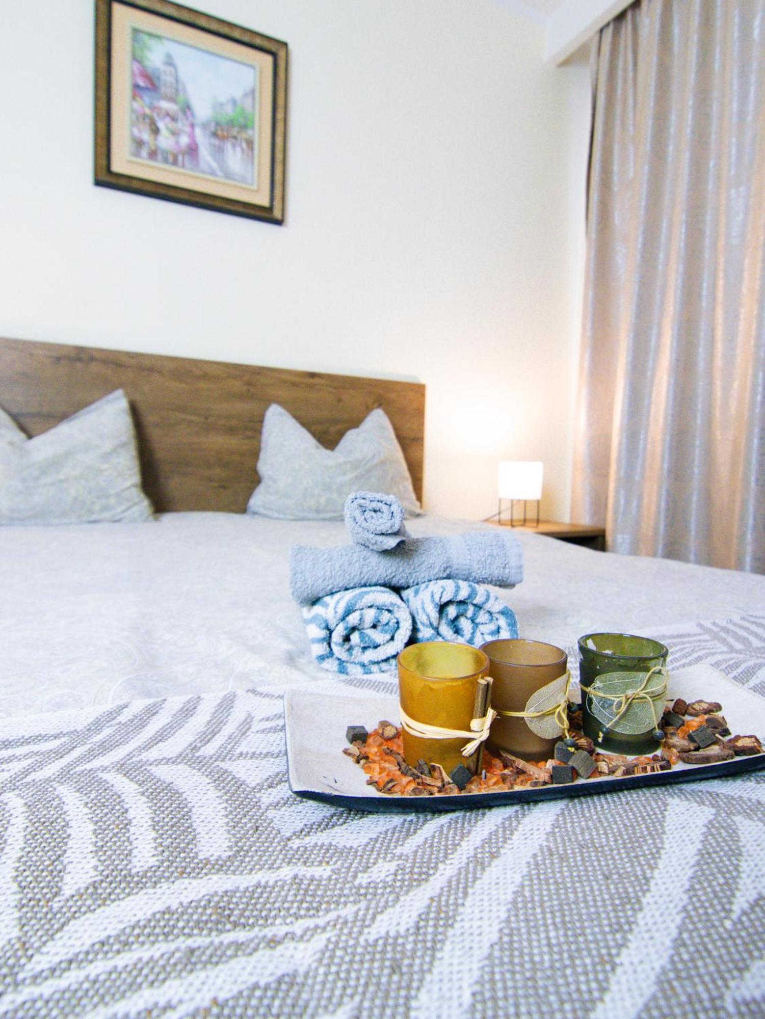 Best Apartment Central Хунедоара Екстер'єр фото